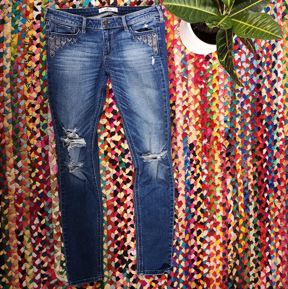 Hollister Jeans size 27